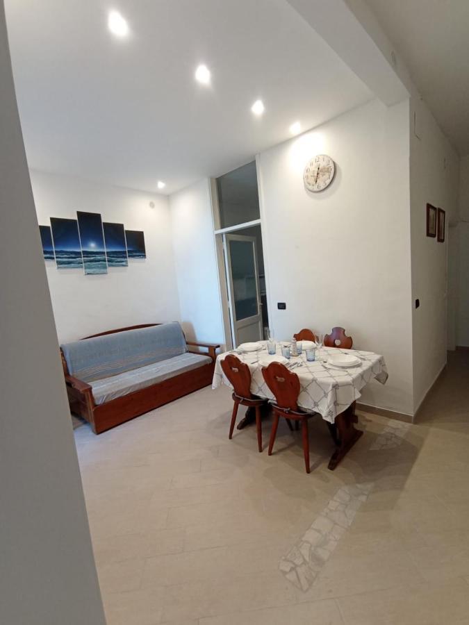 Appartamento Sul Mare Ad Ischia Ponte Exterior photo